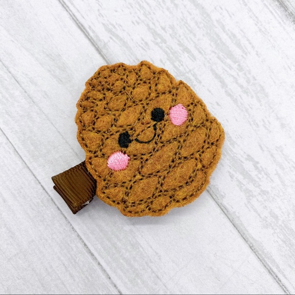 Hand Crafted Other - Cutie Pinecone Embroidered Hair Clip